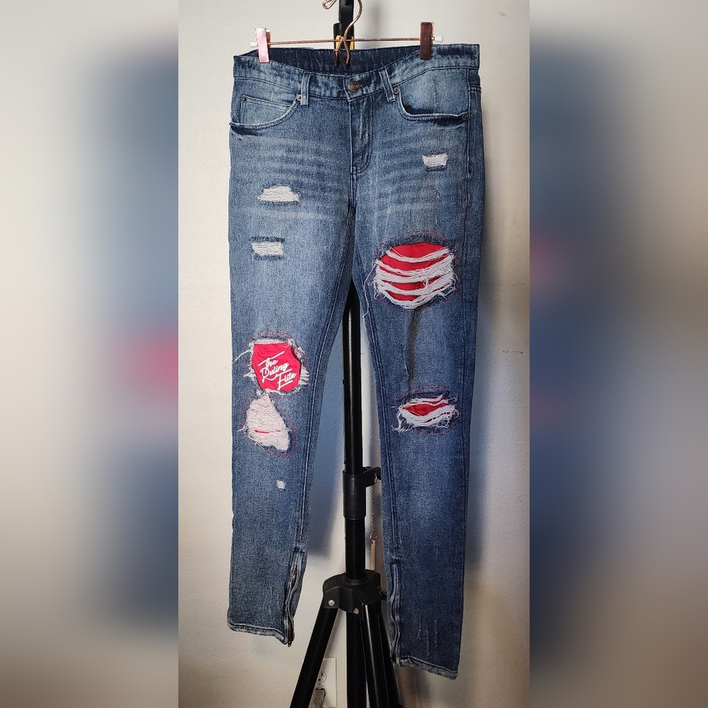Young & Reckless Blue Jeans 28 X 30 Red Fabric Detail Women